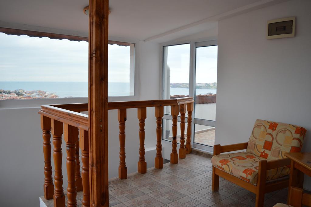 Family Hotel Sofi Sosopol Exterior foto