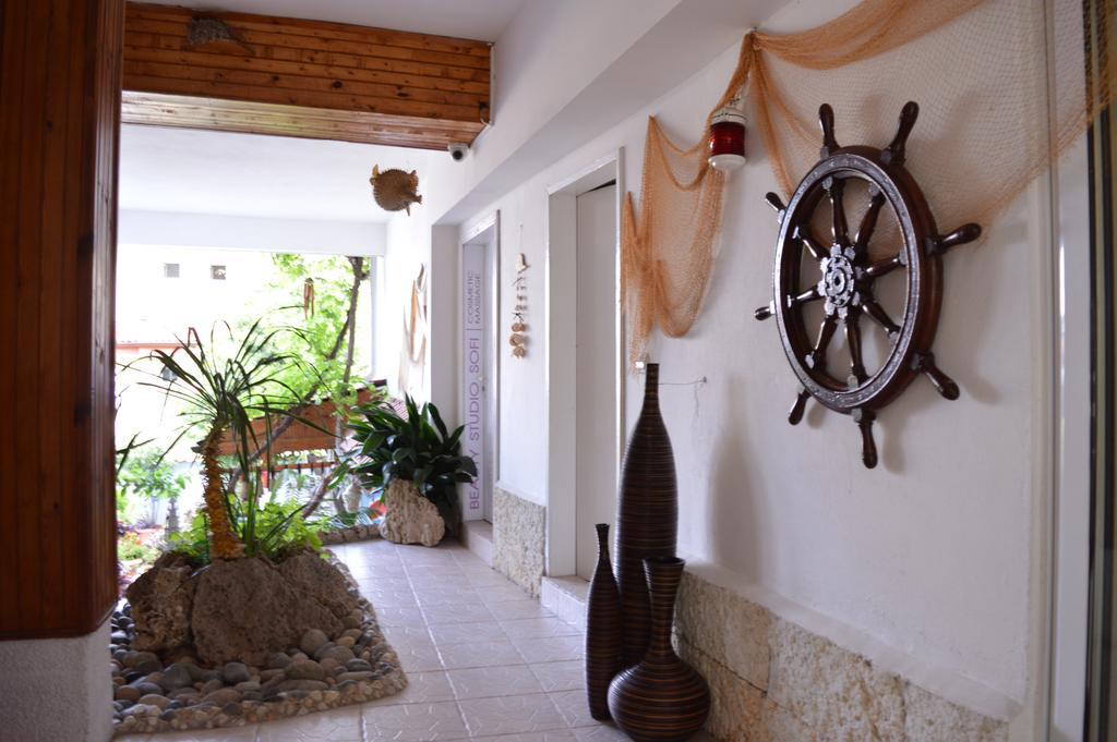 Family Hotel Sofi Sosopol Exterior foto