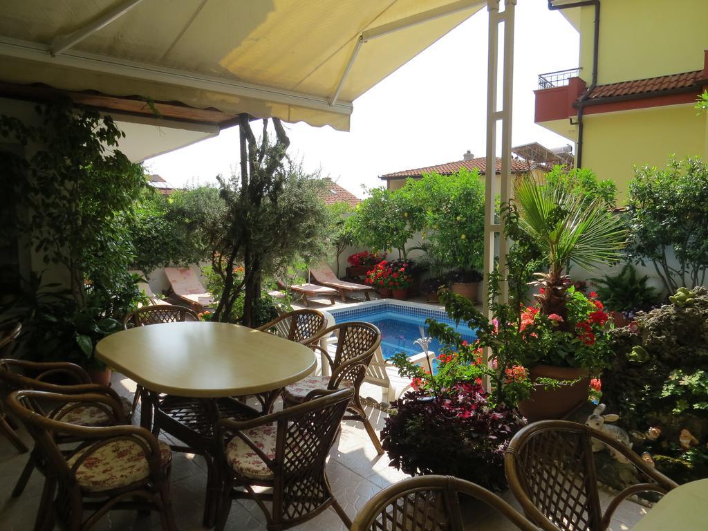 Family Hotel Sofi Sosopol Exterior foto