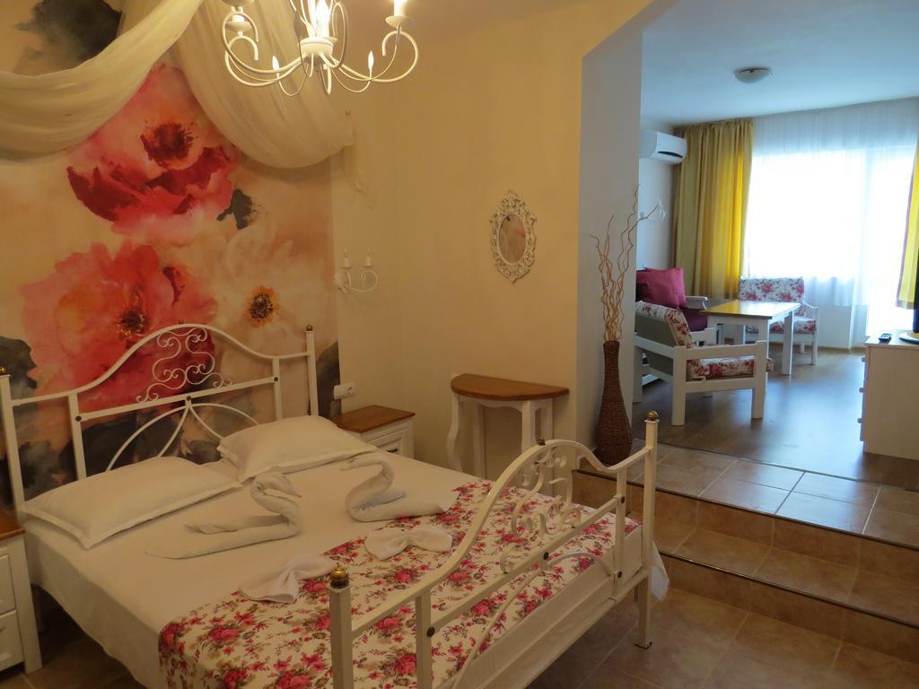 Family Hotel Sofi Sosopol Zimmer foto