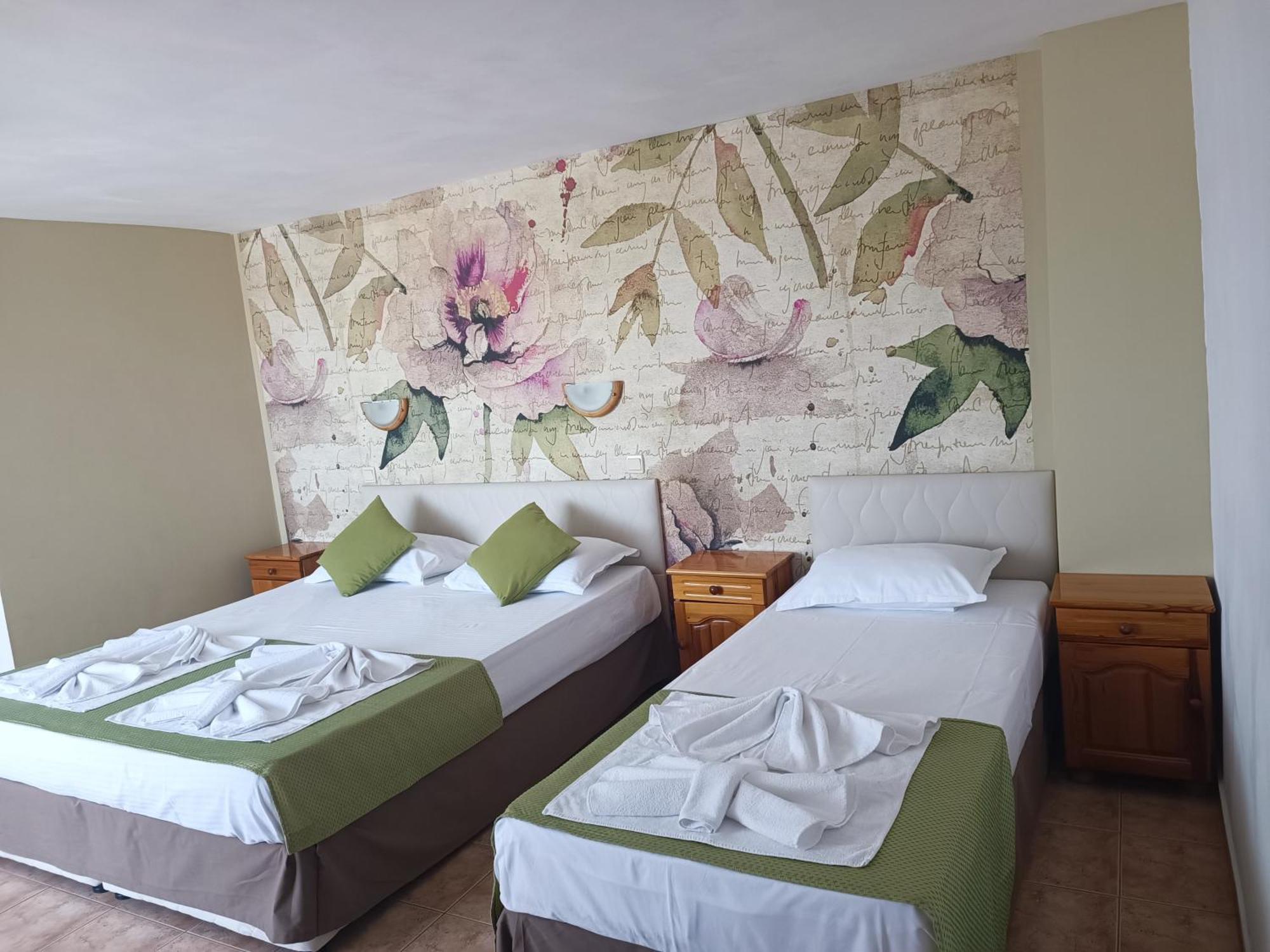 Family Hotel Sofi Sosopol Exterior foto